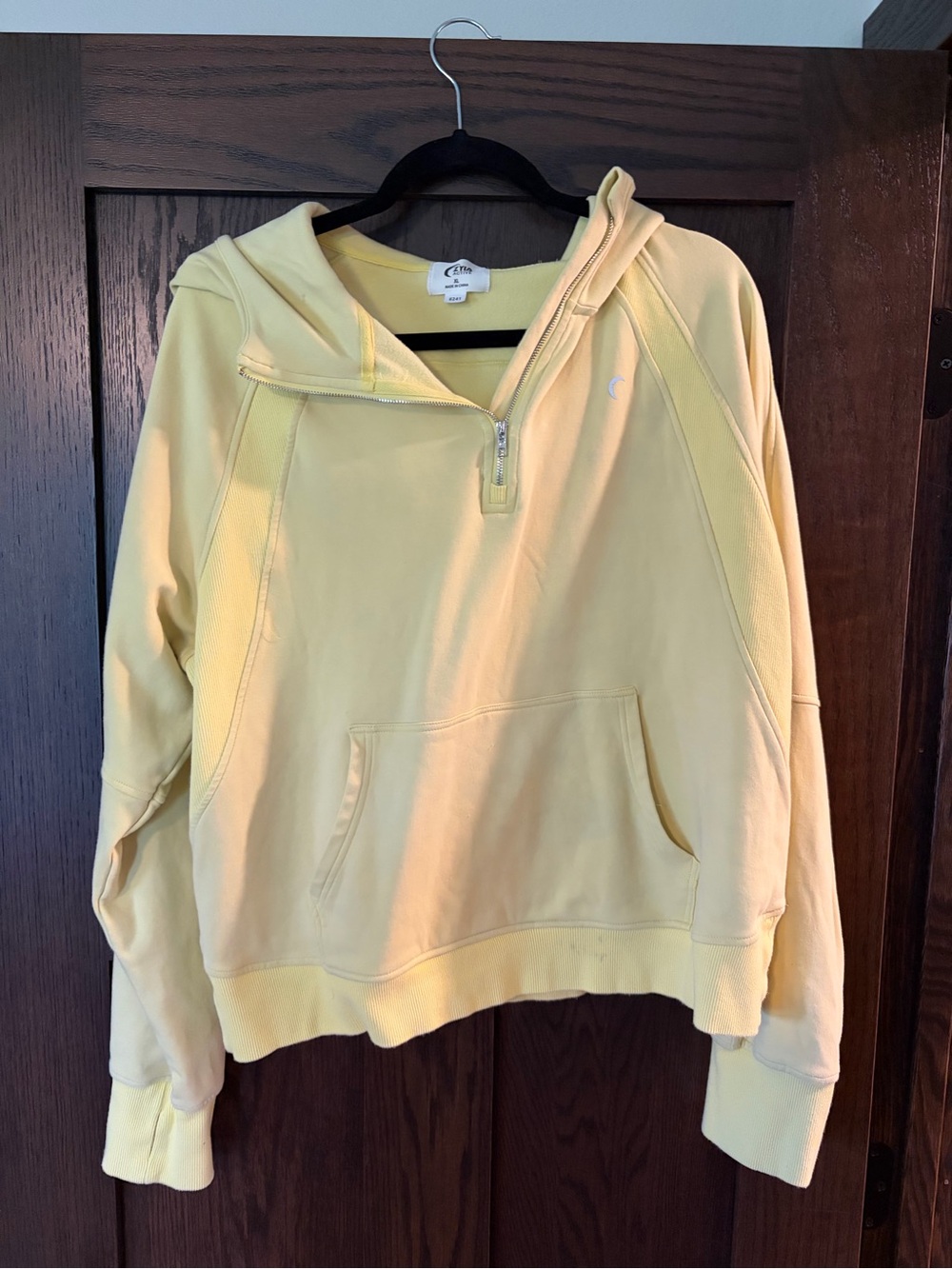 Zyia Pale Yellow Half-Zip Hoodie Sweatshirt - Casual Comfort